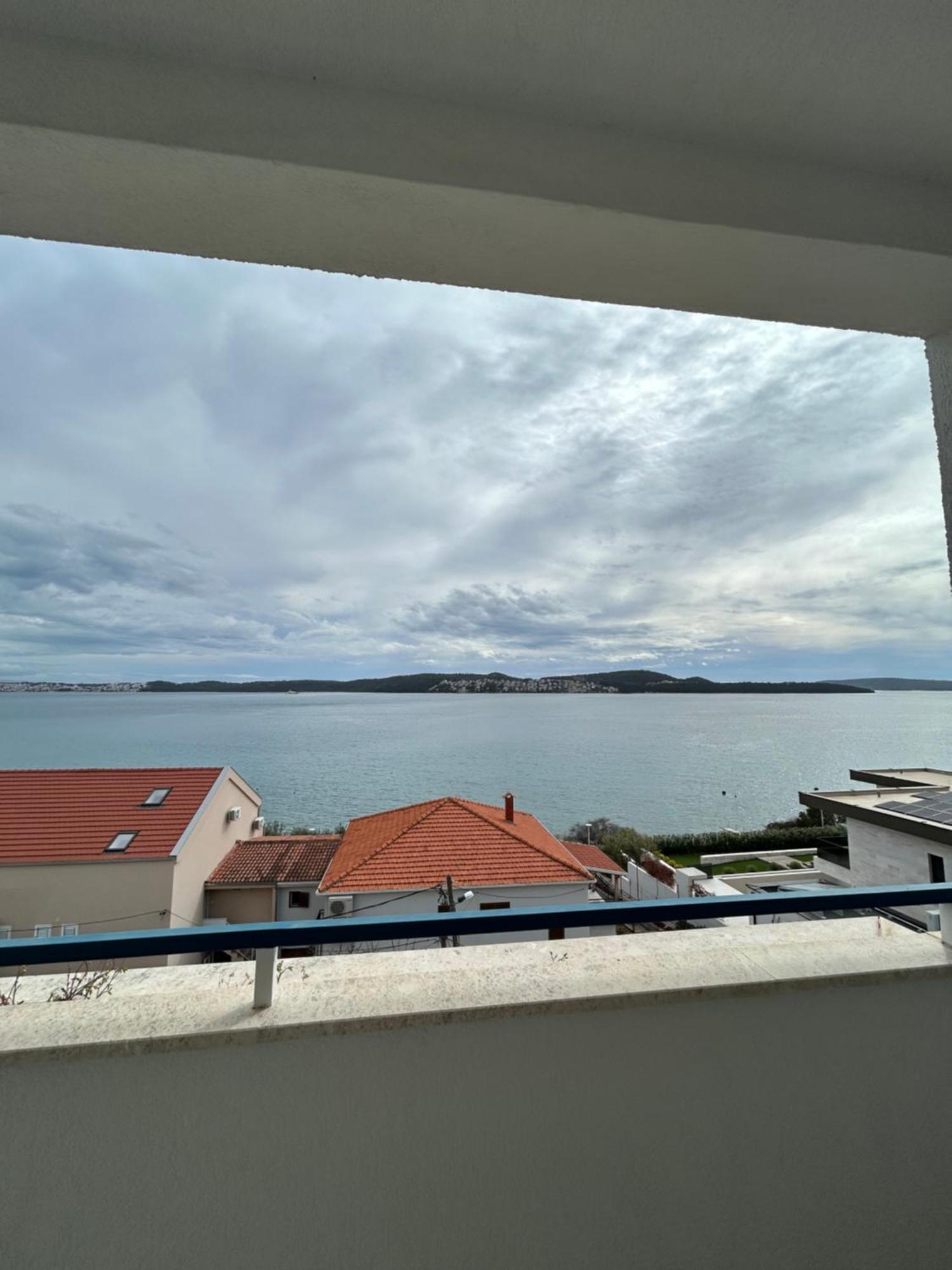 Hotel Bavaria Trogir Donji Seget Екстериор снимка