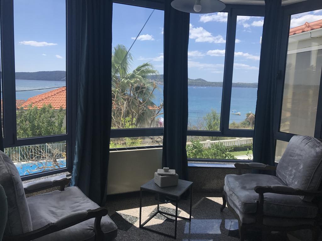 Hotel Bavaria Trogir Donji Seget Екстериор снимка
