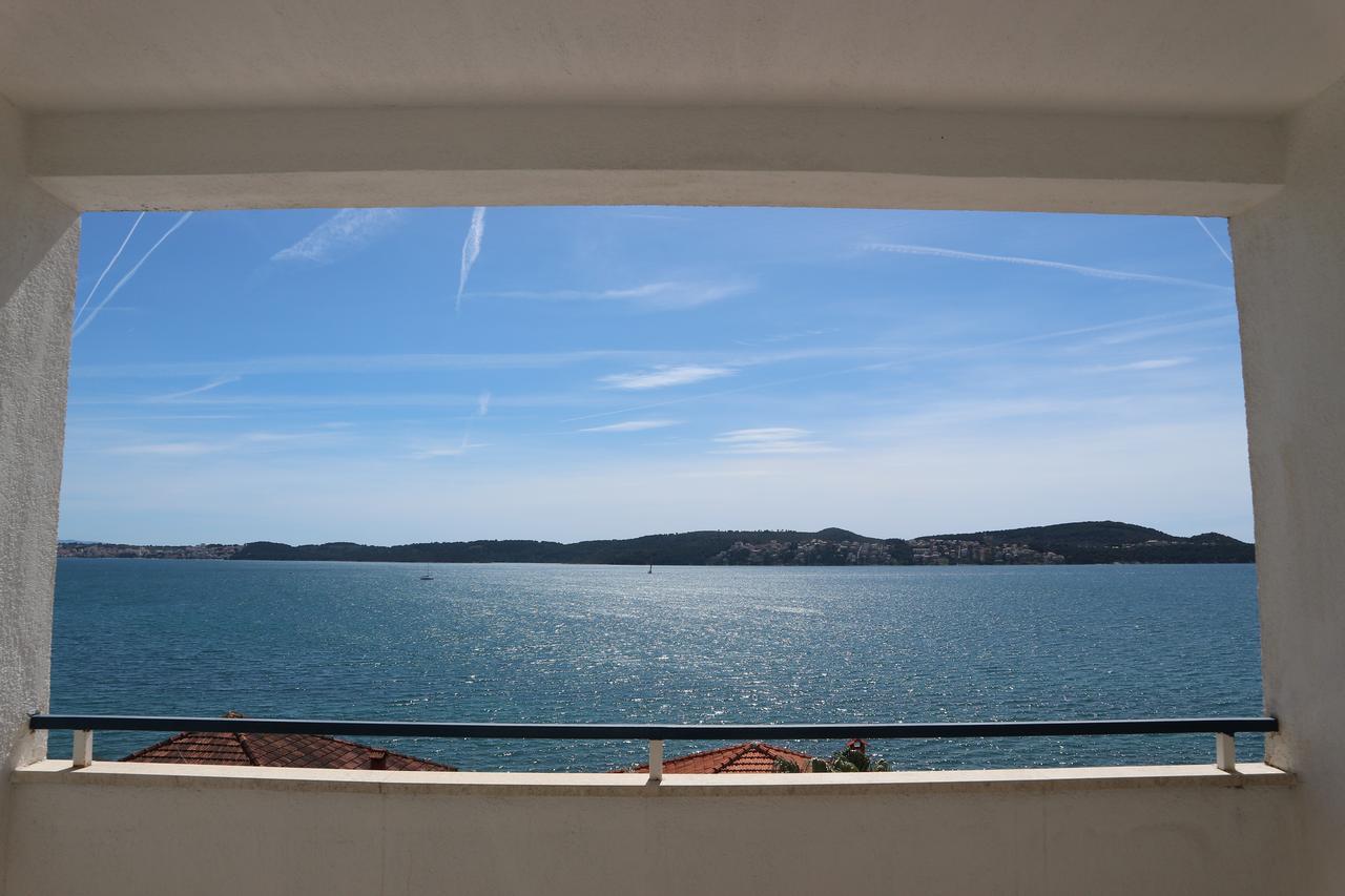 Hotel Bavaria Trogir Donji Seget Екстериор снимка