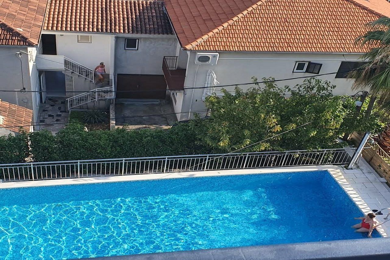 Hotel Bavaria Trogir Donji Seget Екстериор снимка